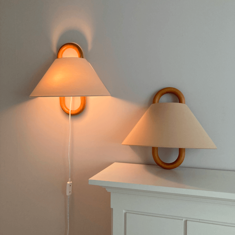 Modern Solid Wood Pleated Semi-Circular 1-Light Wall Sconce Lamp