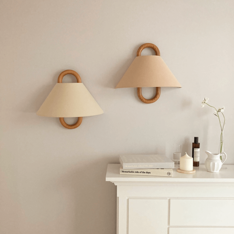 Modern Solid Wood Pleated Semi-Circular 1-Light Wall Sconce Lamp