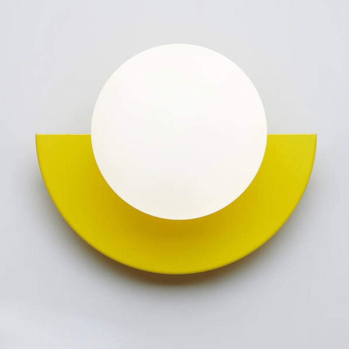 Modern Minimalist 1-Light Glass Wall Sconce with Colorful Spherical Semicircle Design