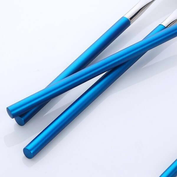 Colored Handle Flatware Set, 4 Piece