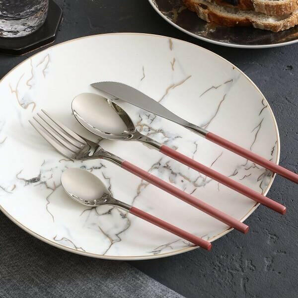 Colored Handle Flatware Set, 4 Piece