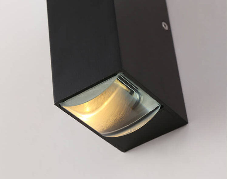 Modern Minimalist Aluminum Rectangular LED Outdoor Wall Sconce for Patio Lighting